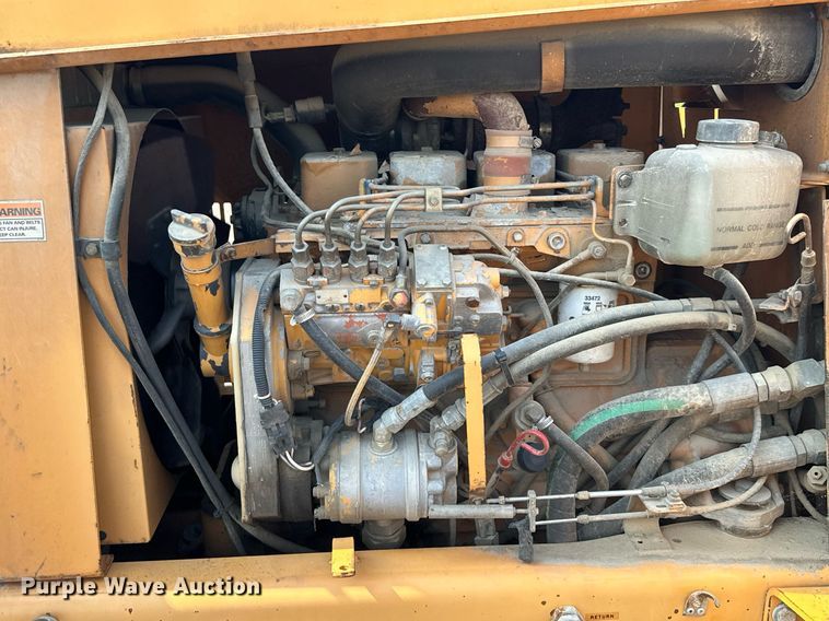 image for item MQ9309 1999 Case 860 Turbo  cable plow