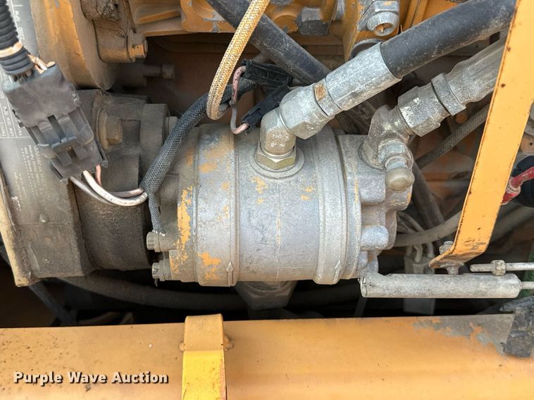 image for item MQ9309 1999 Case 860 Turbo  cable plow