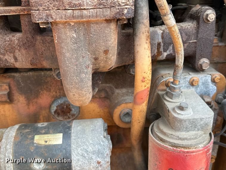 image for item MQ9309 1999 Case 860 Turbo  cable plow