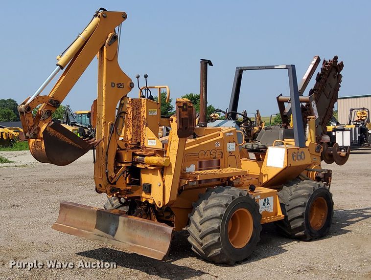 image for item MQ9310 2001 Case 660  trencher