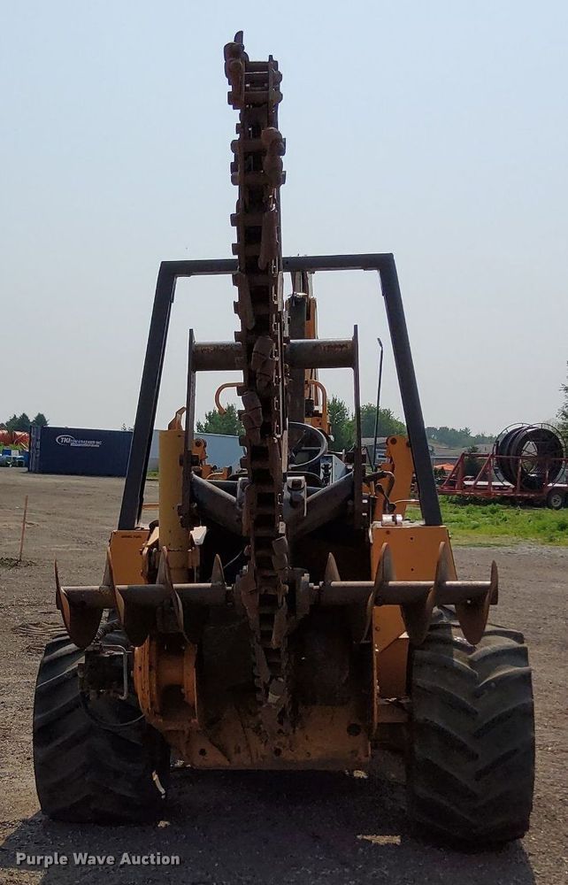 image for item MQ9310 2001 Case 660  trencher