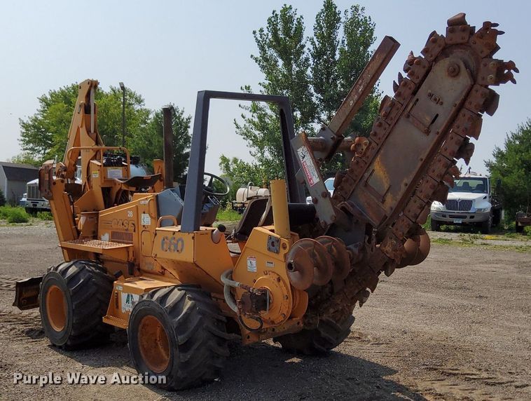 image for item MQ9310 2001 Case 660  trencher