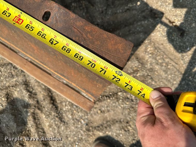 image for item MQ9310 2001 Case 660  trencher