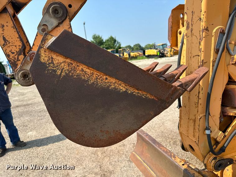 image for item MQ9310 2001 Case 660  trencher