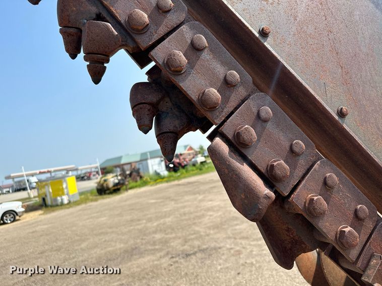 image for item MQ9310 2001 Case 660  trencher