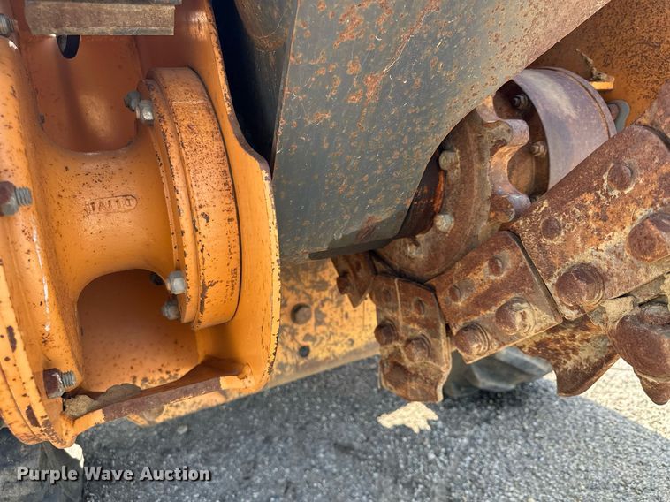 image for item MQ9310 2001 Case 660  trencher