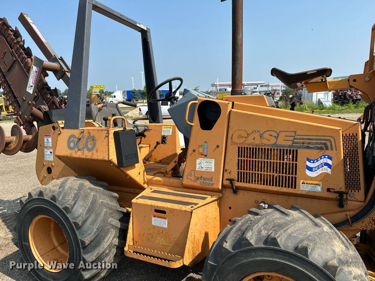 image for item MQ9310 2001 Case 660  trencher