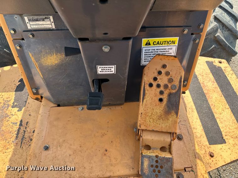 image for item MQ9310 2001 Case 660  trencher