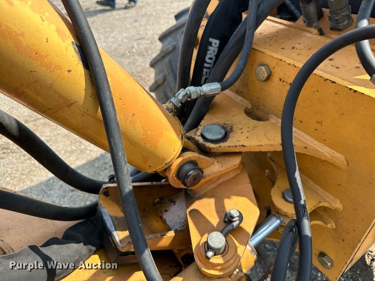 image for item MQ9311 2003 Case 460  cable plow