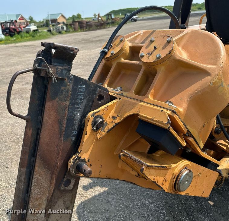 image for item MQ9311 2003 Case 460  cable plow