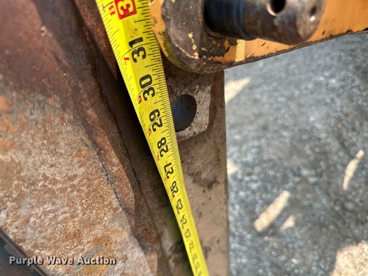 image for item MQ9311 2003 Case 460  cable plow