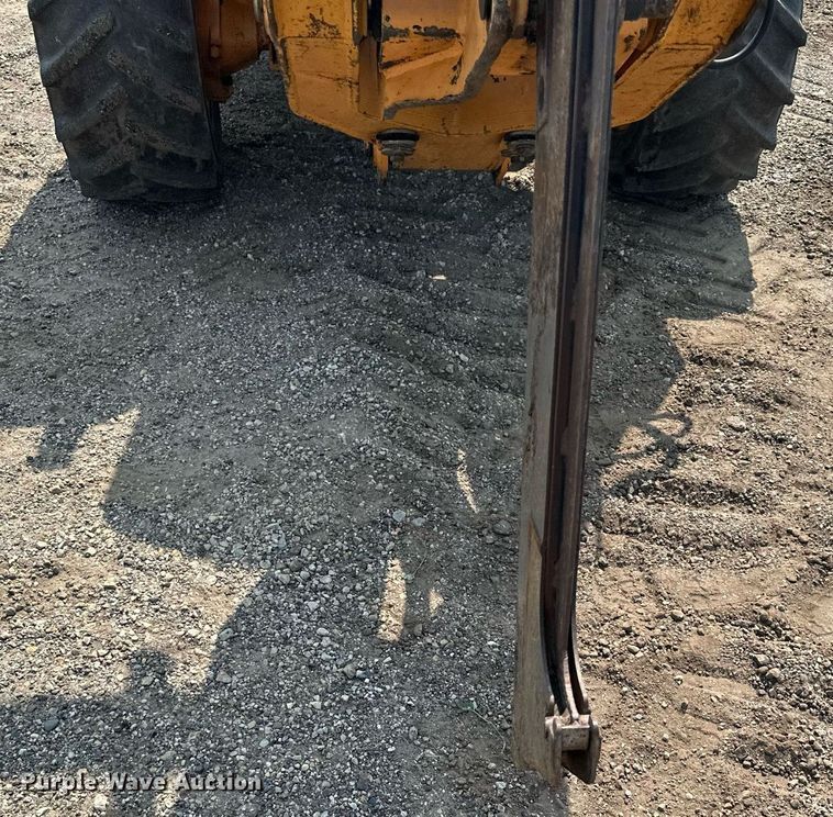 image for item MQ9311 2003 Case 460  cable plow