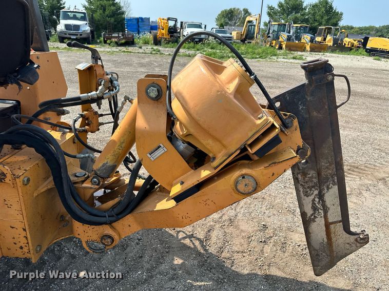 image for item MQ9311 2003 Case 460  cable plow