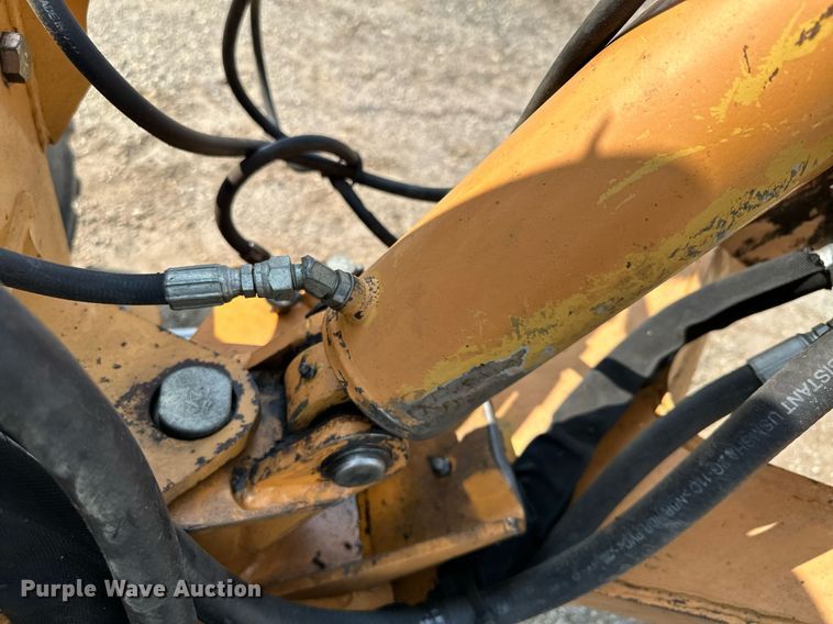 image for item MQ9311 2003 Case 460  cable plow