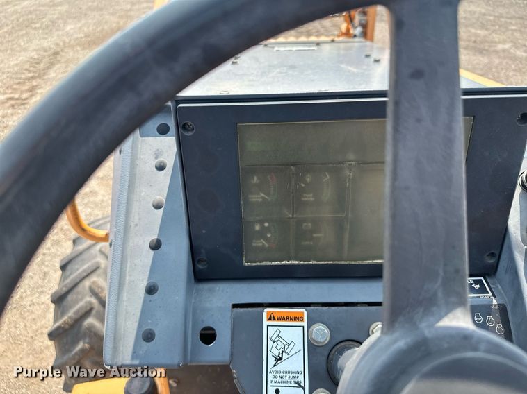 image for item MQ9311 2003 Case 460  cable plow