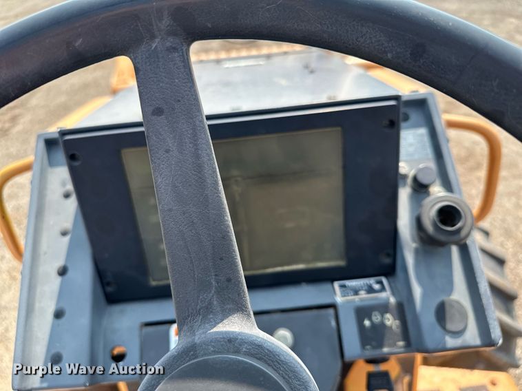 image for item MQ9311 2003 Case 460  cable plow