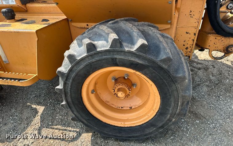 image for item MQ9311 2003 Case 460  cable plow