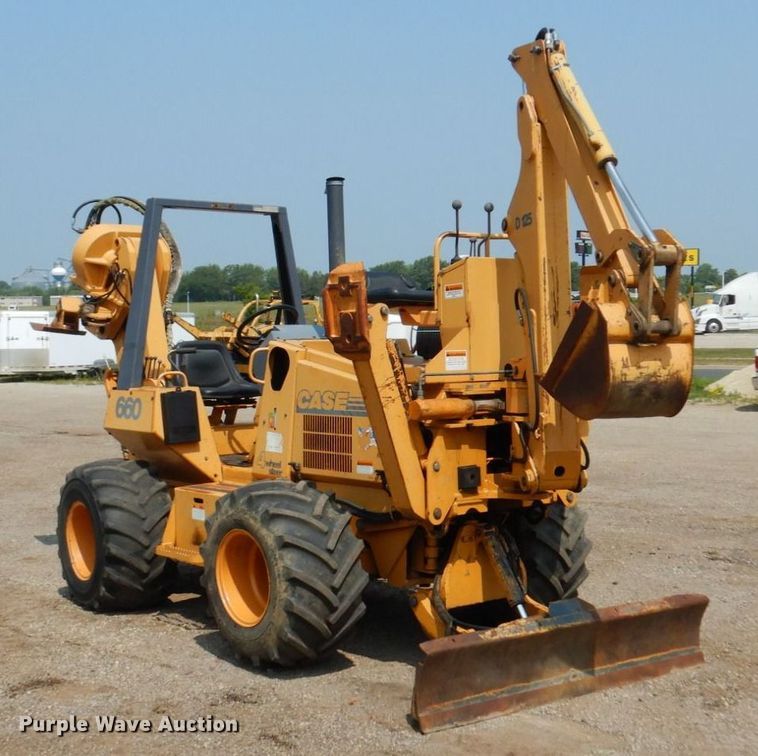 image for item MQ9312 1999 Case 660  cable plow