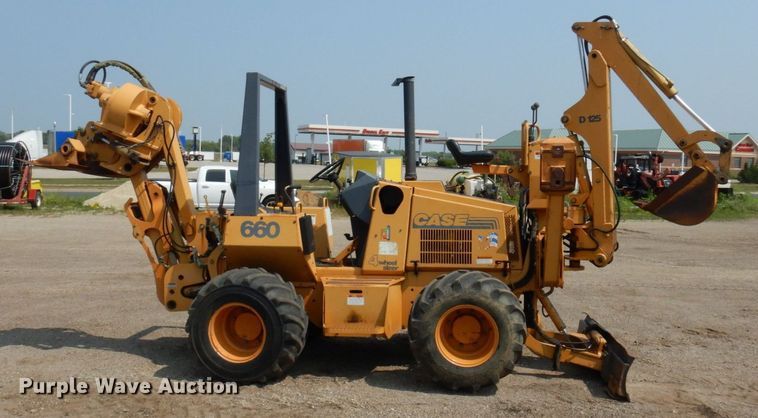 image for item MQ9312 1999 Case 660  cable plow