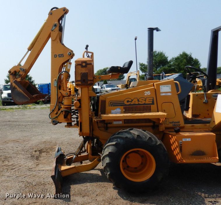 image for item MQ9312 1999 Case 660  cable plow