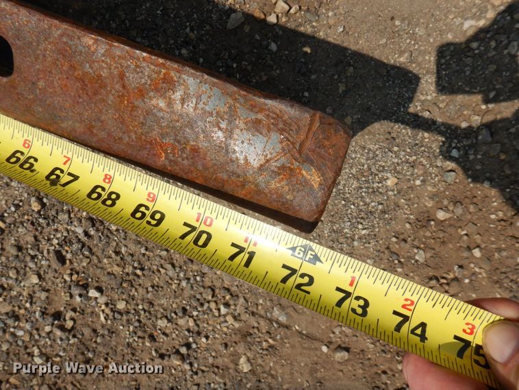 image for item MQ9312 1999 Case 660  cable plow