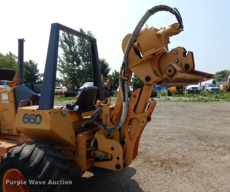 image for item MQ9312 1999 Case 660  cable plow