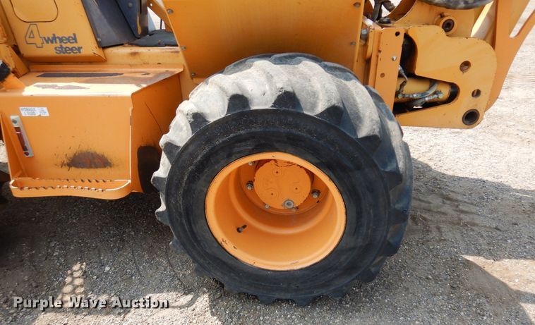 image for item MQ9312 1999 Case 660  cable plow