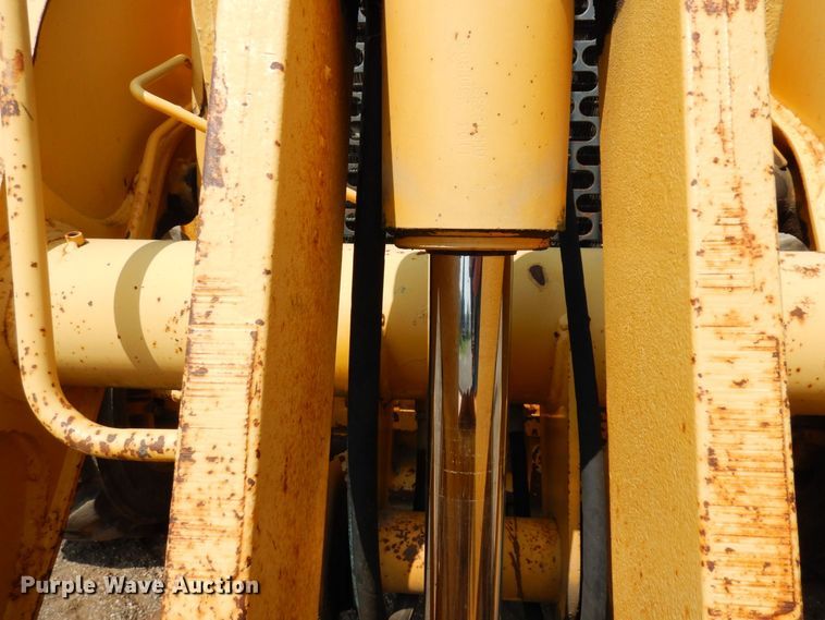 image for item MQ9313 2005 John Deere 310G  backhoe