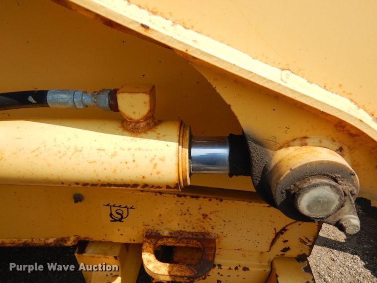 image for item MQ9313 2005 John Deere 310G  backhoe