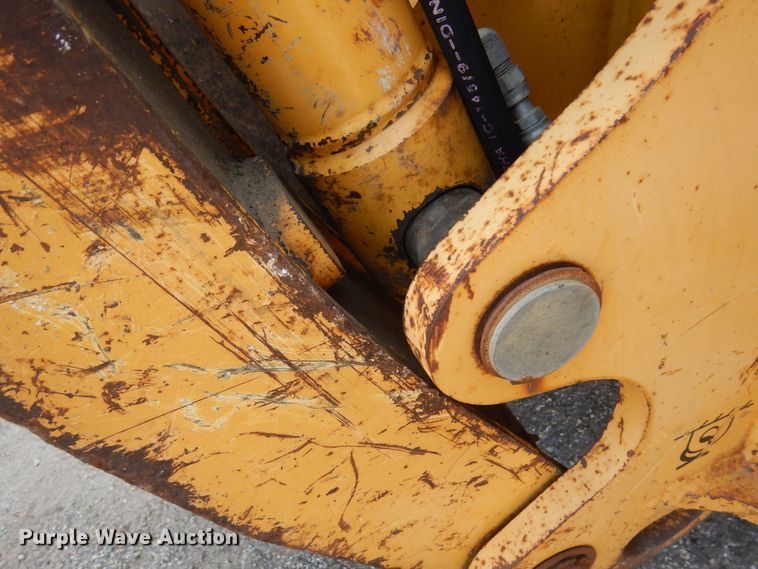 image for item MQ9313 2005 John Deere 310G  backhoe