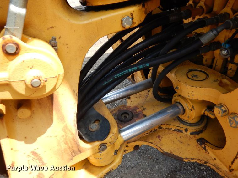 image for item MQ9313 2005 John Deere 310G  backhoe