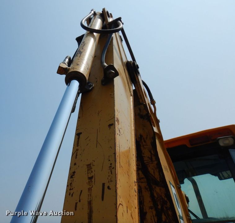 image for item MQ9313 2005 John Deere 310G  backhoe