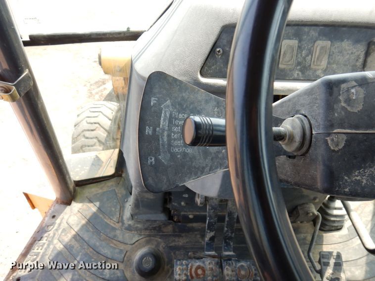 image for item MQ9313 2005 John Deere 310G  backhoe