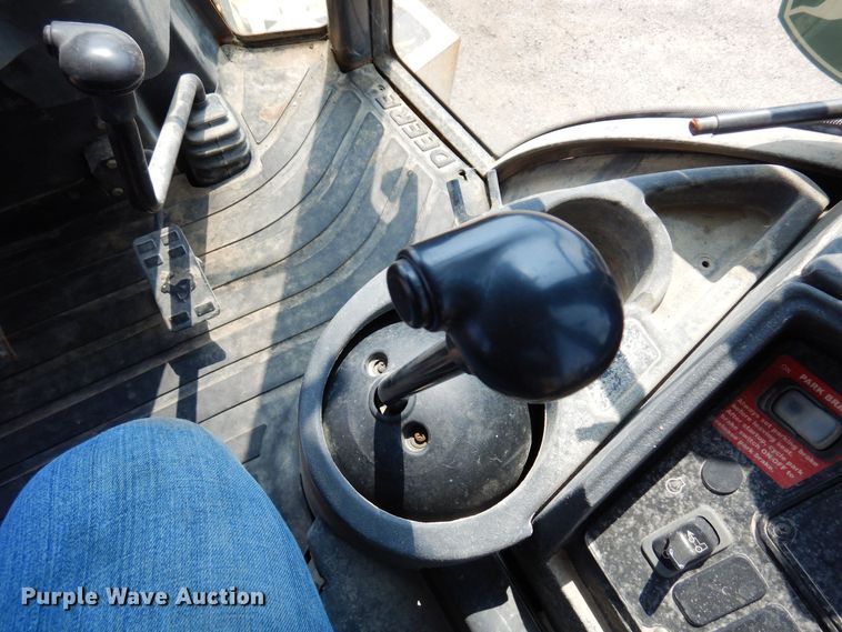 image for item MQ9313 2005 John Deere 310G  backhoe