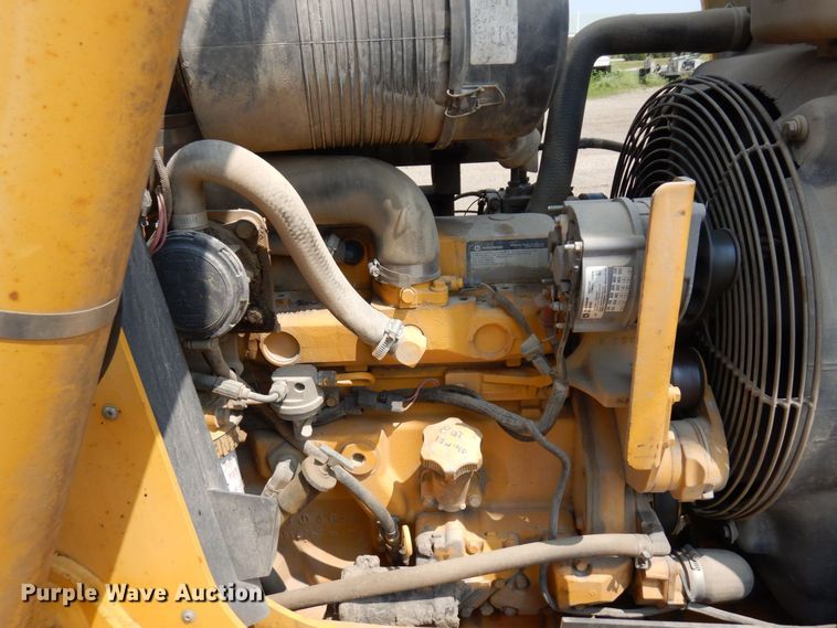 image for item MQ9313 2005 John Deere 310G  backhoe