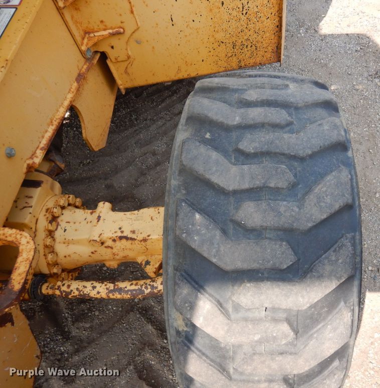 image for item MQ9313 2005 John Deere 310G  backhoe