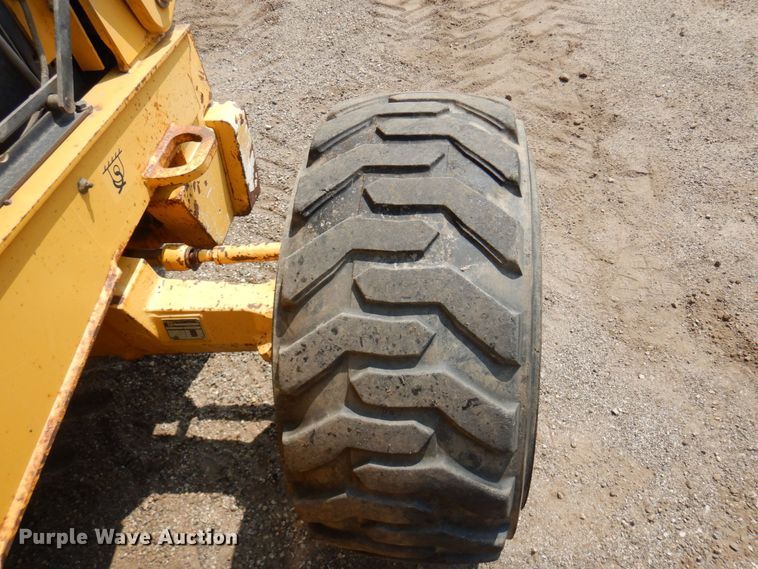 image for item MQ9313 2005 John Deere 310G  backhoe