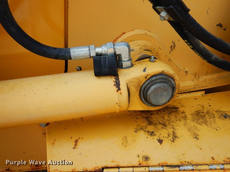 image for item MQ9314 2014 John Deere 310SK  backhoe