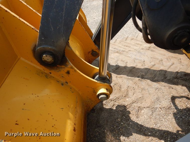 image for item MQ9314 2014 John Deere 310SK  backhoe