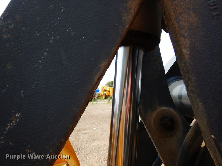 image for item MQ9314 2014 John Deere 310SK  backhoe