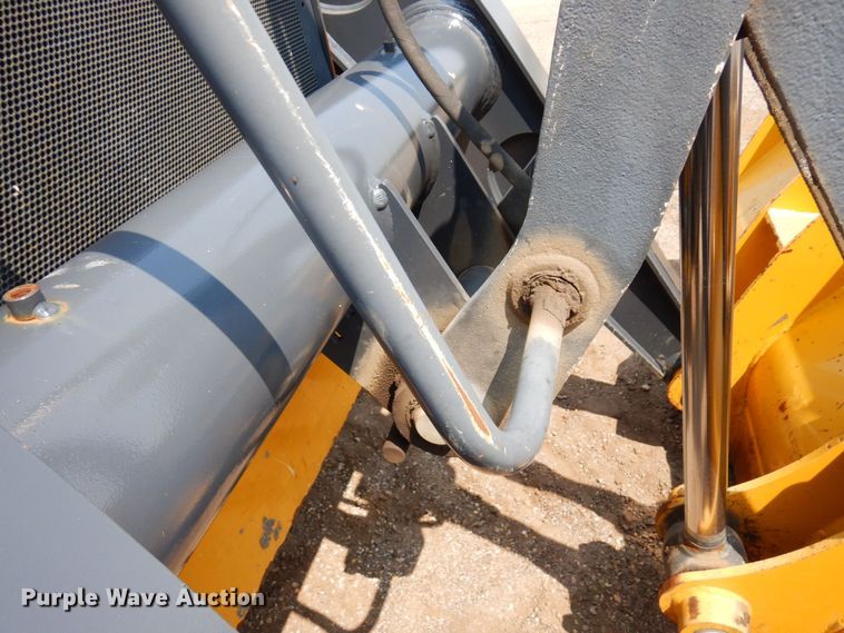 image for item MQ9314 2014 John Deere 310SK  backhoe