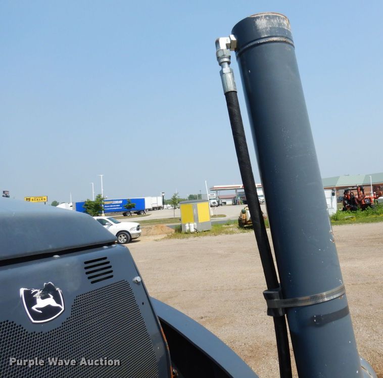 image for item MQ9314 2014 John Deere 310SK  backhoe