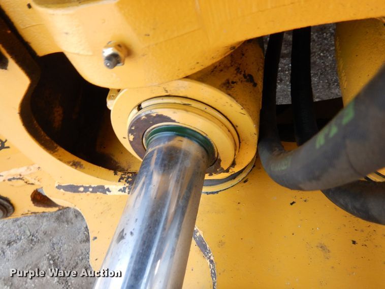 image for item MQ9314 2014 John Deere 310SK  backhoe