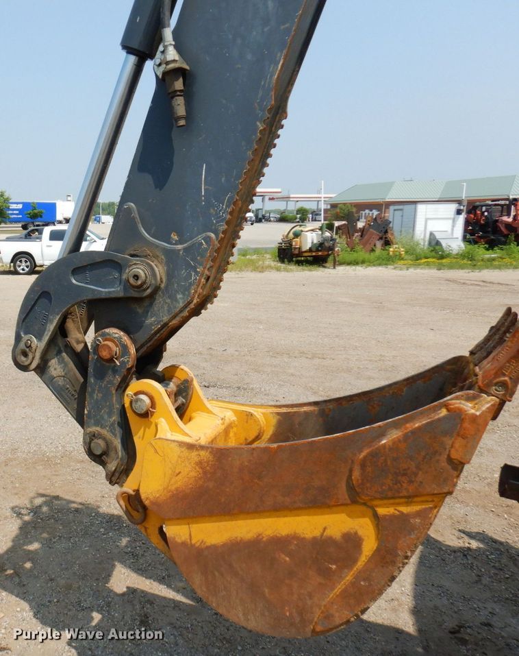 image for item MQ9314 2014 John Deere 310SK  backhoe