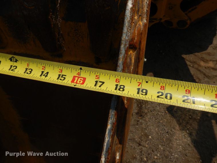 image for item MQ9314 2014 John Deere 310SK  backhoe