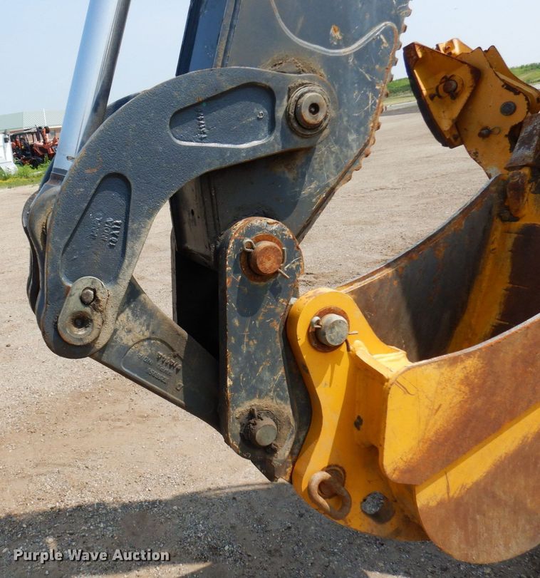 image for item MQ9314 2014 John Deere 310SK  backhoe