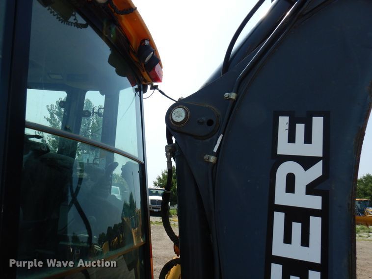 image for item MQ9314 2014 John Deere 310SK  backhoe