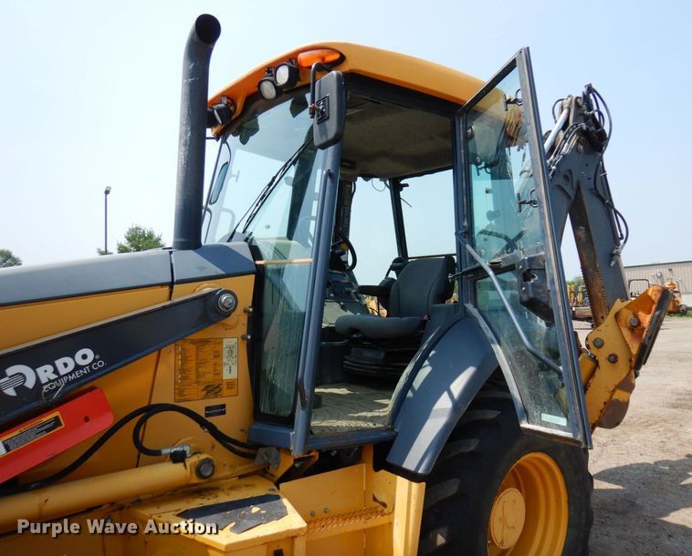 image for item MQ9314 2014 John Deere 310SK  backhoe