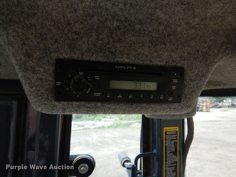 image for item MQ9314 2014 John Deere 310SK  backhoe