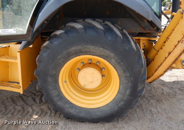 image for item MQ9314 2014 John Deere 310SK  backhoe